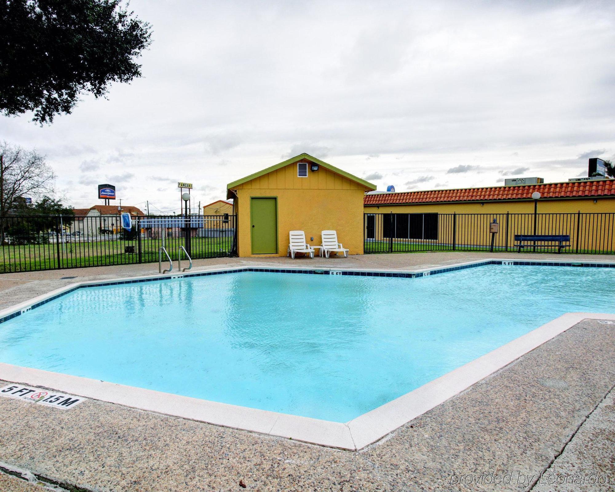 University Inn San Marcos Eksteriør bilde